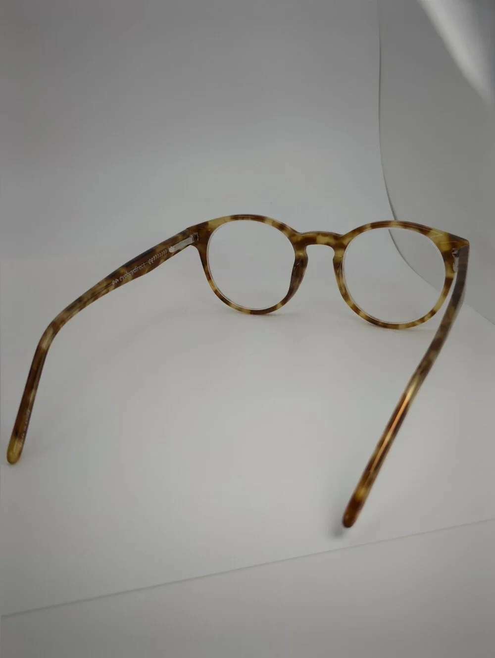 Jade. Blonde Tortoiseshell Round Frame Glasses. Spring Hinge